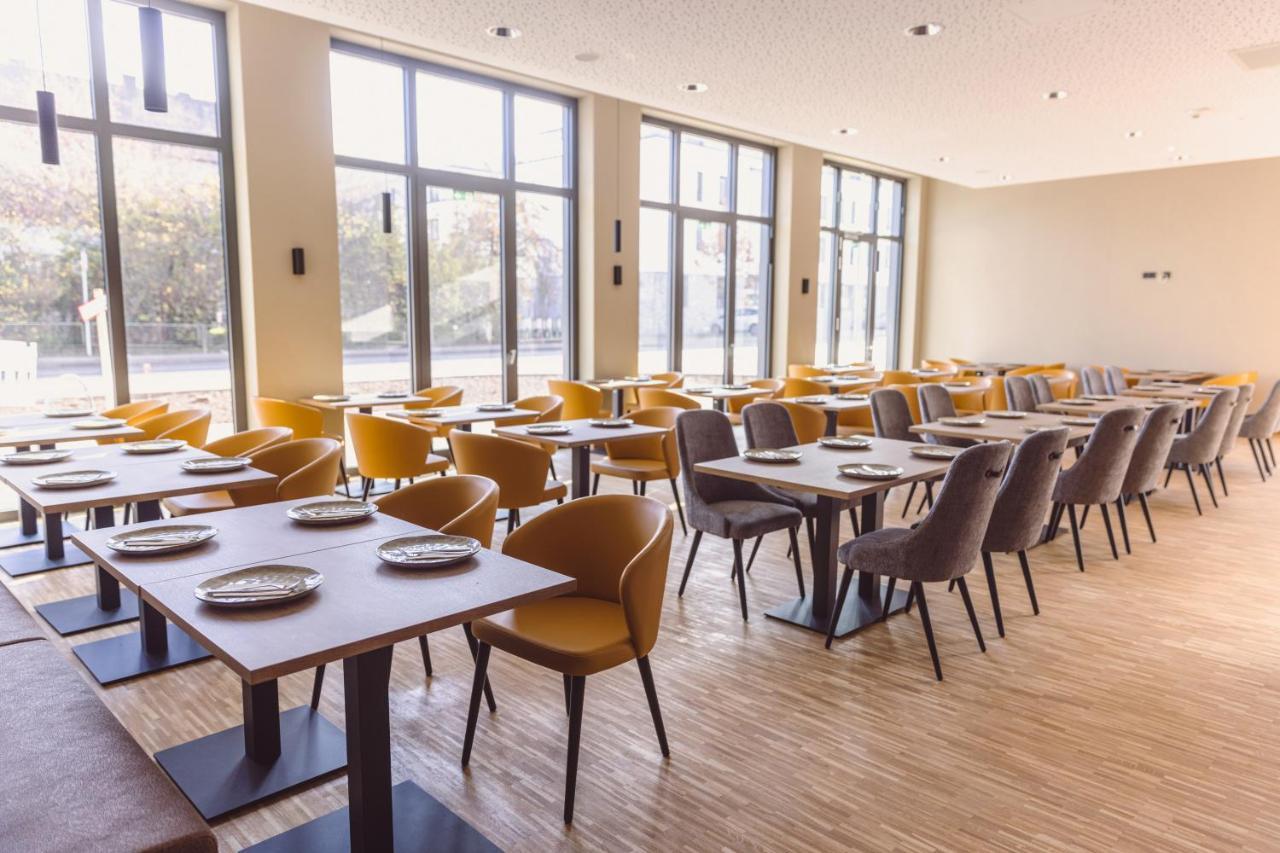 Hotel Libertas Elements Pure Merzhausen Buitenkant foto