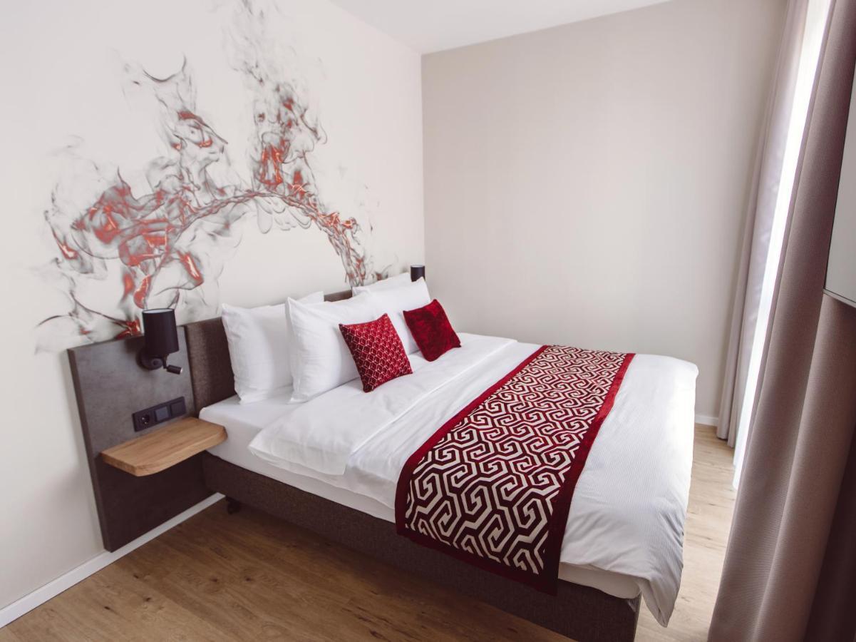 Hotel Libertas Elements Pure Merzhausen Buitenkant foto