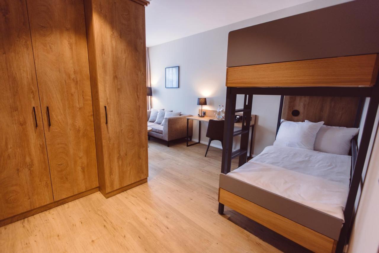 Hotel Libertas Elements Pure Merzhausen Buitenkant foto